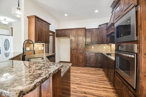 2034 S Sierra Hills Ct, Wichita, KS 67230