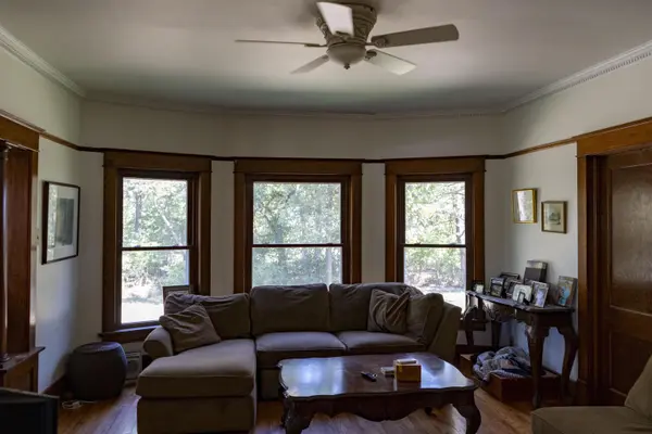 291 10 Rd, Jamestown, KS 66948