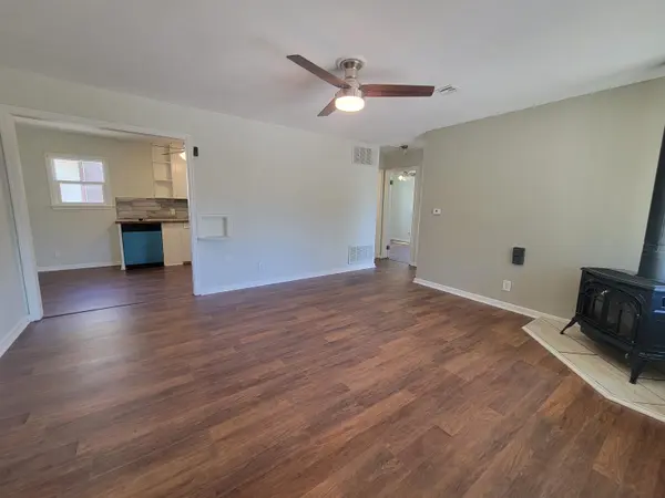 201 N Cherry, Wellington, KS 67152