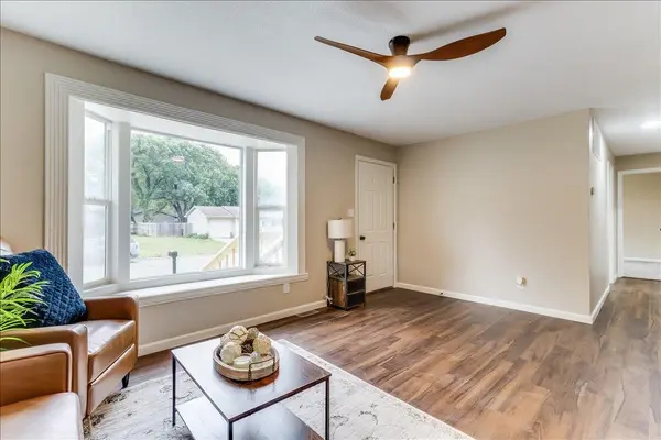 305 Central  Ave, Newton, KS 67114