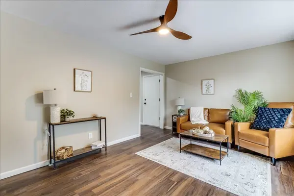 305 Central  Ave, Newton, KS 67114