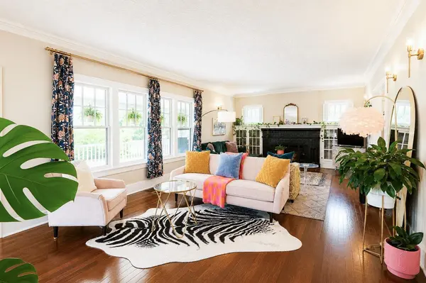 3049 S Old Lawrence Rd, Wichita, KS 67217