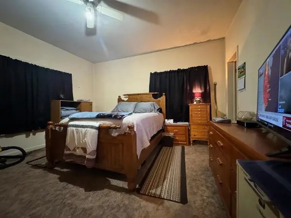 615 N 2nd, Arkansas City, KS 67005