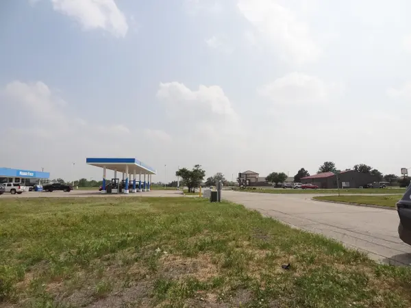 00000 SE 36th, Newton, KS 67114