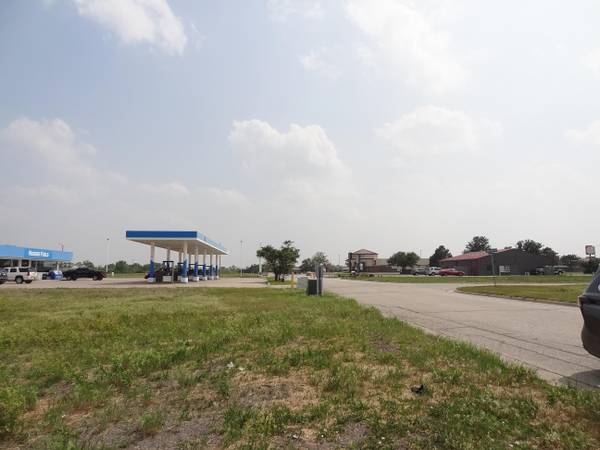 00000 SE 36th, Newton, KS 67114