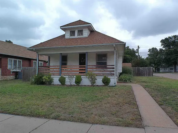 903 N Washington, Wellington, KS 67152