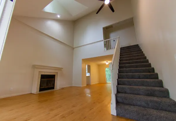 5515 E Pembrook, Wichita, KS 67220