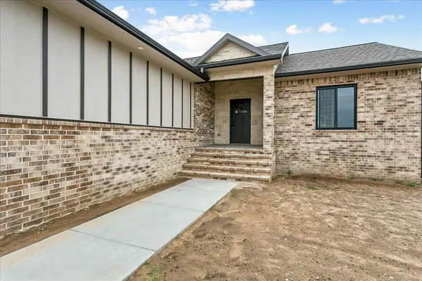 4818 W Calvert St, Wichita, KS 67215