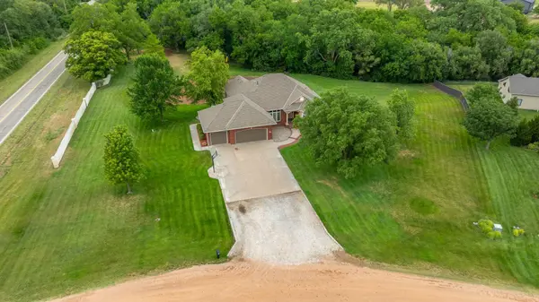 2500 S 383rd Ct W, Cheney, KS 67025