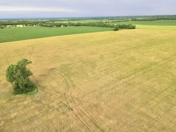 N & W of SW Butler Rd and SW 30th St, Benton, KS 67017