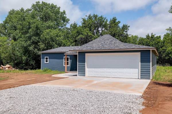 2118 W Radio Ln, Arkansas City, KS 67005