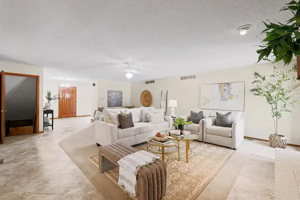 641 N Woodlawn #60, Wichita, KS 67208