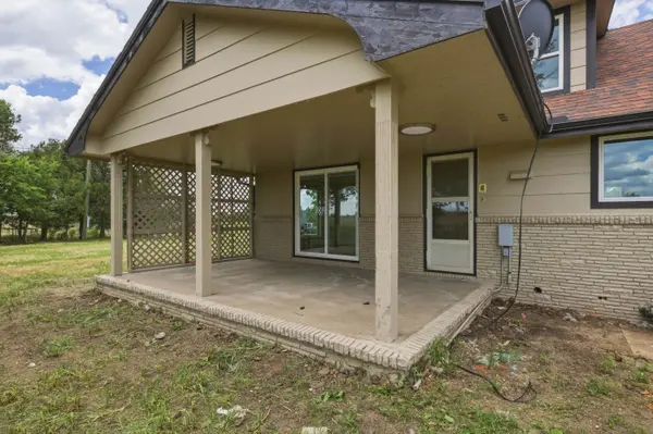 789 E 100th St S, South Haven, KS 67140