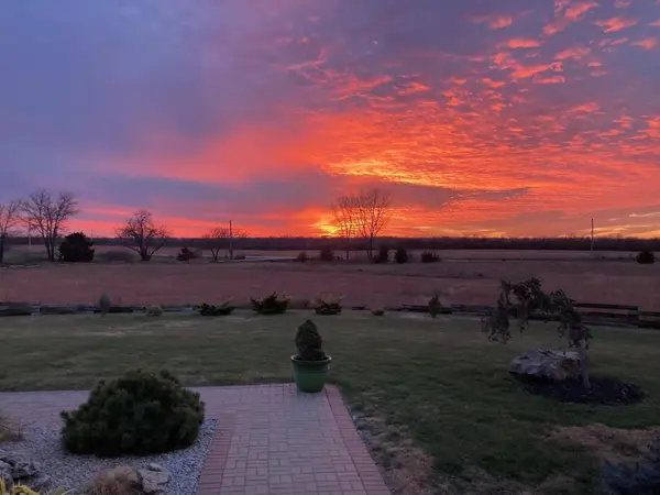 2100 N East Lake Rd, Newton, KS 67114