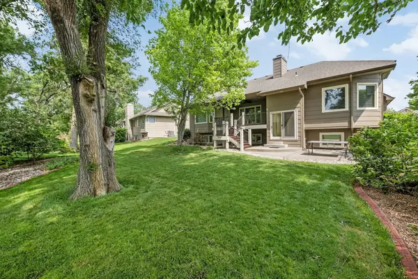 3131 N Forest Lakes Ct, Wichita, KS 67205-1905