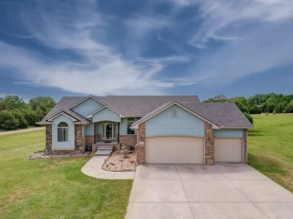 10307 Quail Ln, Arkansas City, KS 67005