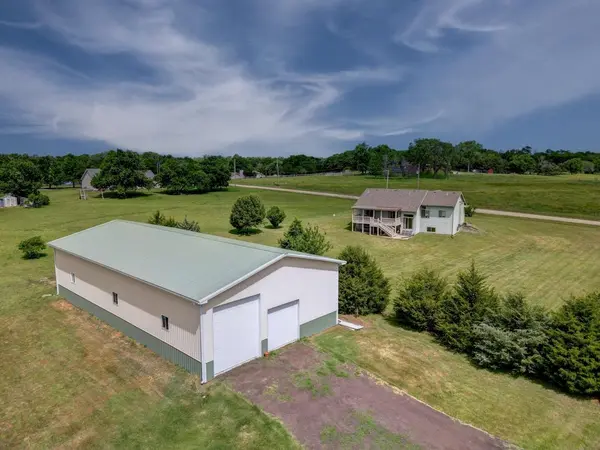 10307 Quail Ln, Arkansas City, KS 67005