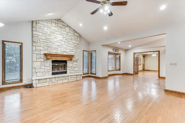 321 Chisholm Rd, Inman, KS 67546