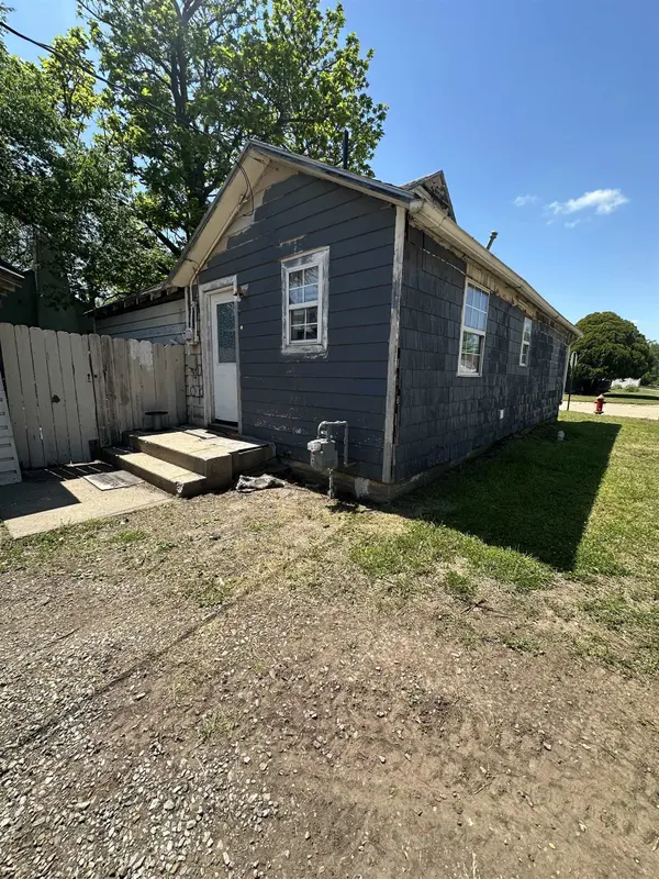 1529 N C St., Wellington, KS 67152