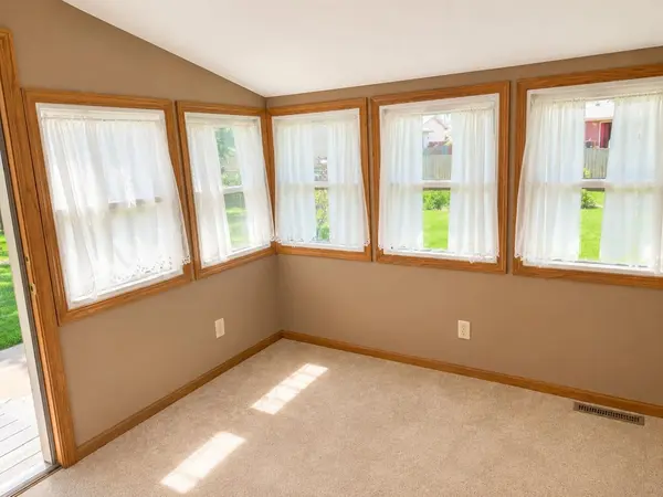 915 Lena, Salina, KS 67401