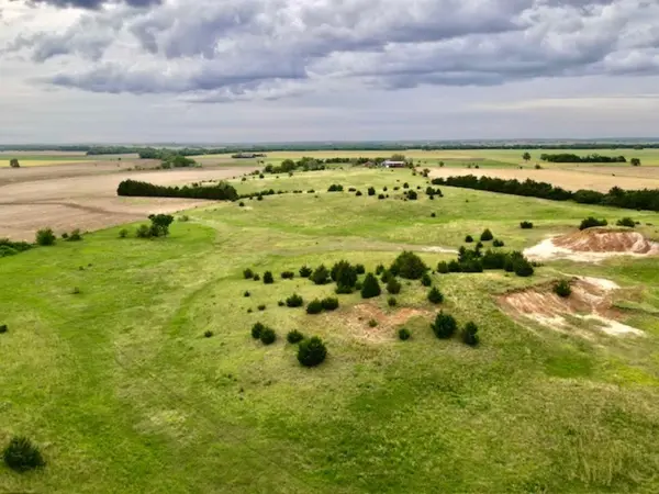 00000 E Iron Dr., Lincoln, KS 67455