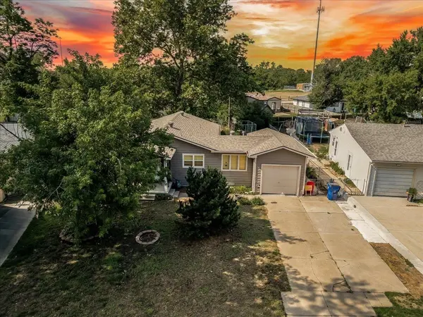 3579 S Vine, Wichita, KS 67217