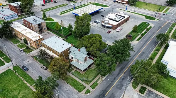 306 E Pine, Wichita, KS 67214