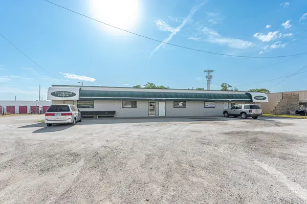7530 S Broadway, Haysville, KS 67060