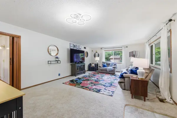 33 Regal Crescent, North Newton, KS 67117