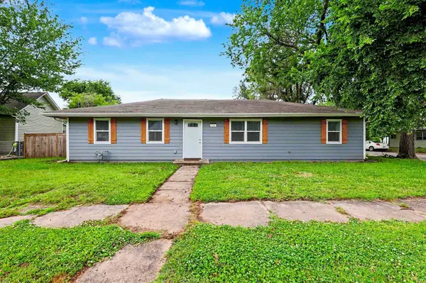 221 W Main, Mount Hope, KS 67108