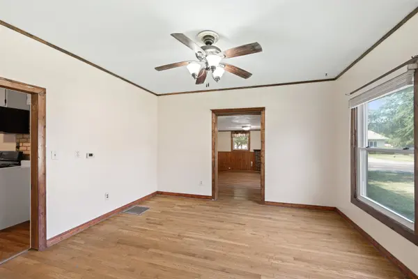 725 Argyle, Minneapolis, KS 67467