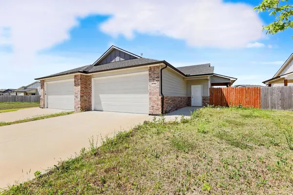 5752 E Bristol Street, Wichita, KS 67220