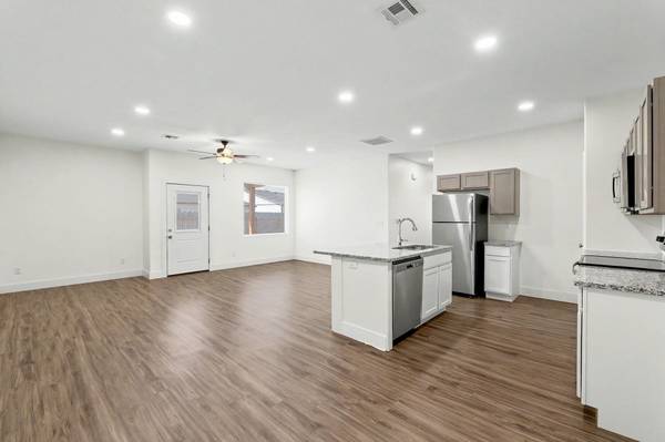 5752 E Bristol Street, Wichita, KS 67220