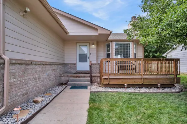 215 Sutton, Newton, KS 67114