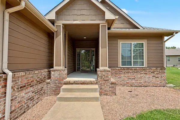 933 W Threewood, Andover, KS 67002