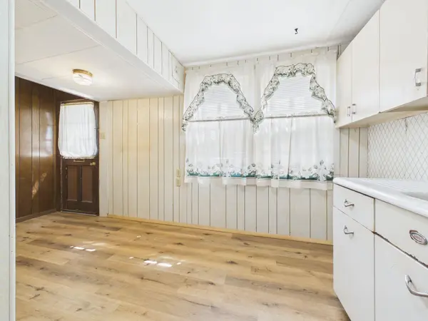 1040 S Pershing, Wichita, KS 67218