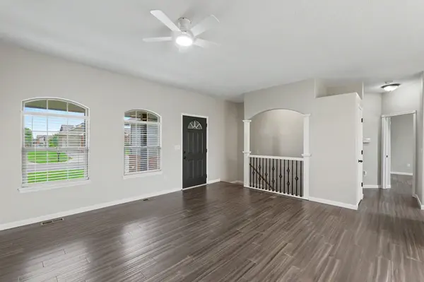 2637 E Mason Ridge, Derby, KS 67037