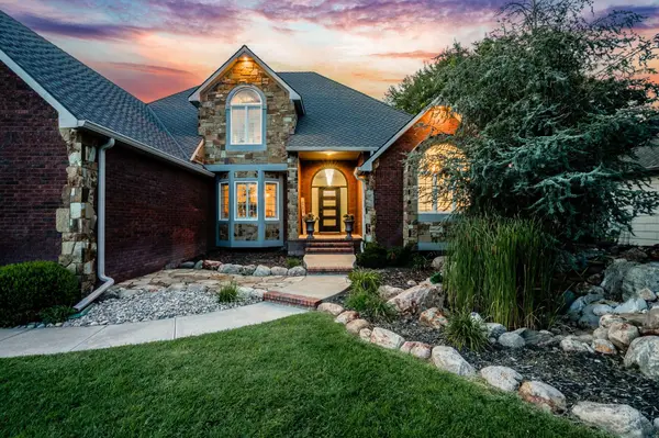 2868 N Wild Rose Ct, Wichita, KS 67205