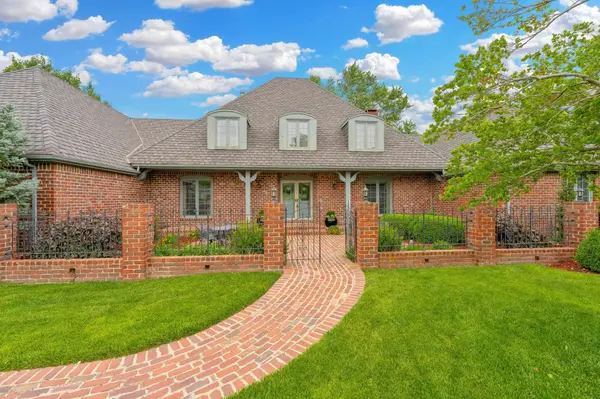 13121 E Killenwood Drive, Wichita, KS 67230