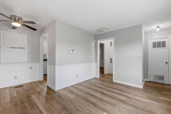 2001 E Elm St, Wichita, KS 67214