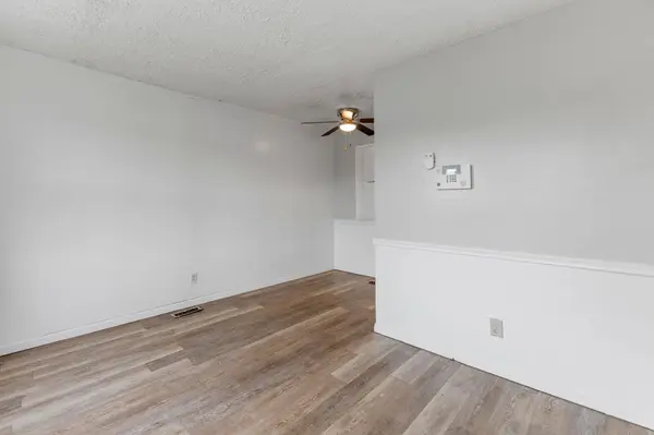 2001 E Elm St, Wichita, KS 67214