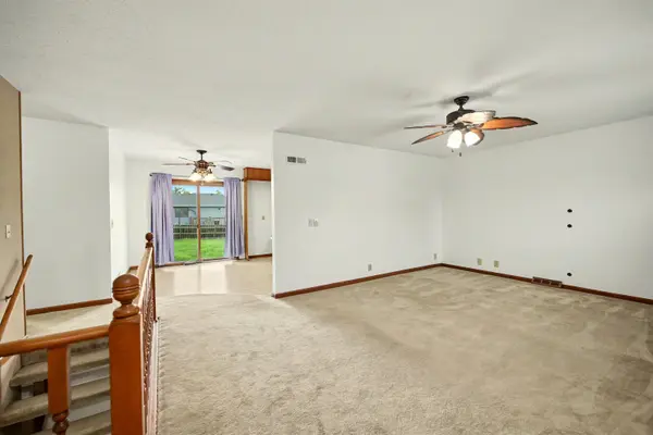 2311 Applewood Ln, Salina, KS 67401