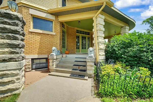 340 S 8th St, Salina, KS 67401