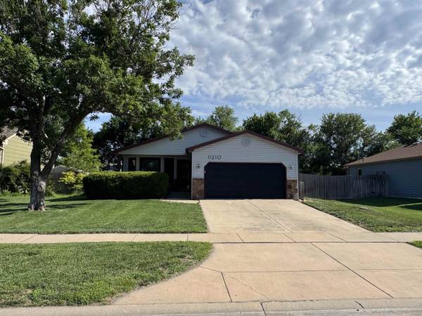 11210 W Jewell St, Wichita, KS 67209