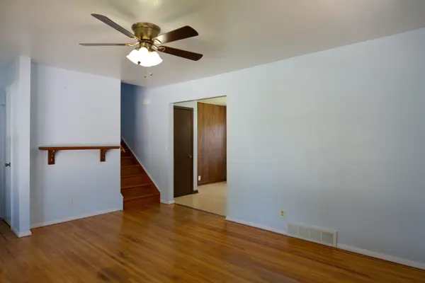 536 N Meeds Dr., Valley Center, KS 67147