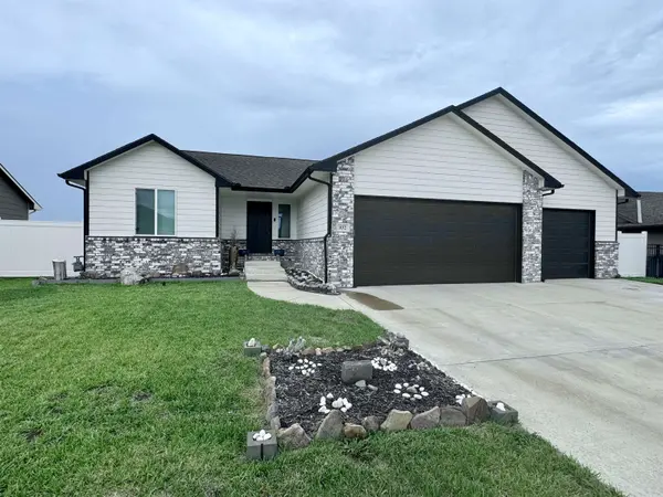832 E Sunset, Goddard, KS 67052