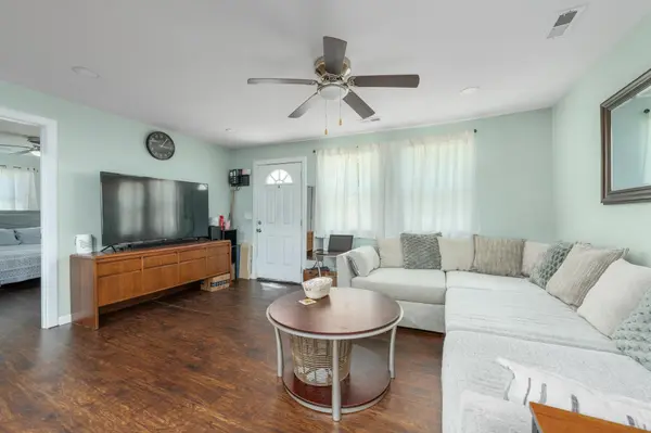 4210 E Menlo Dr, Wichita, KS 67218