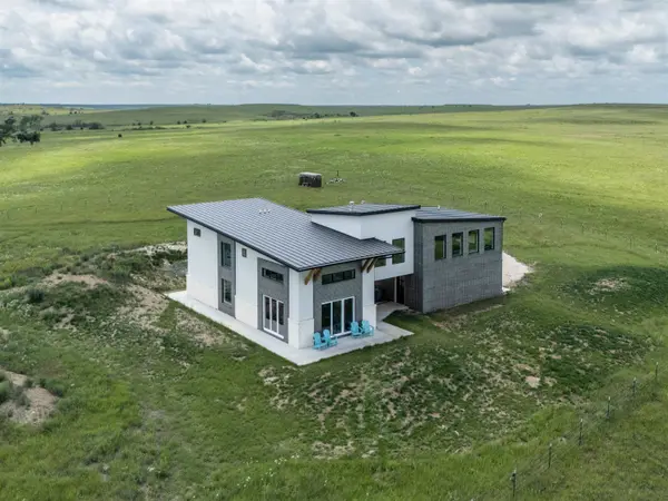 2749 220th St, Virgil, KS 66870