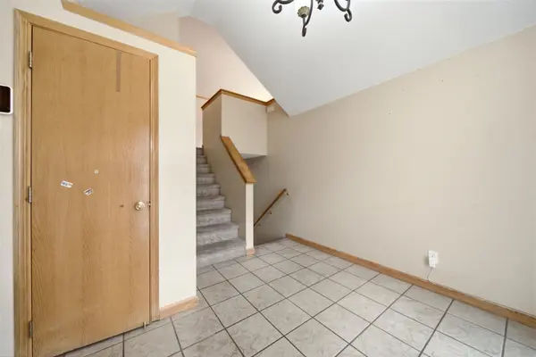 1942 S Chateau St, Wichita, KS 67207