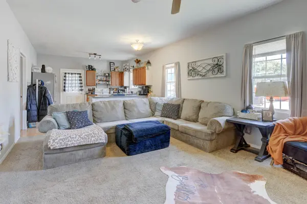 1326 S Summit St, Arkansas City, KS 67005